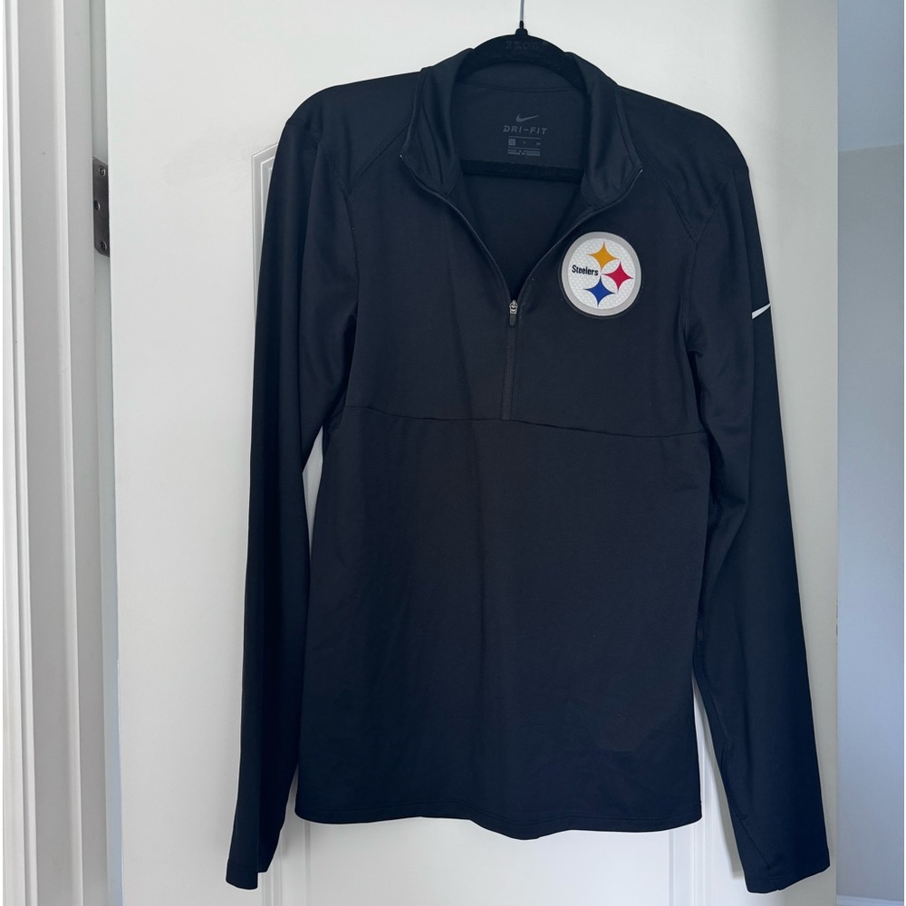 Small Dri Fit Steelers Long Sleeve Shirt